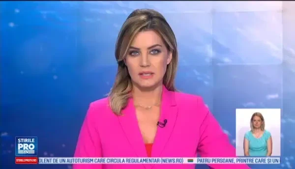 O tona si jumatate de peste mort a fost scos dintr-o balta privata, dupa ce nivelul apei a scazut din cauza caldurii