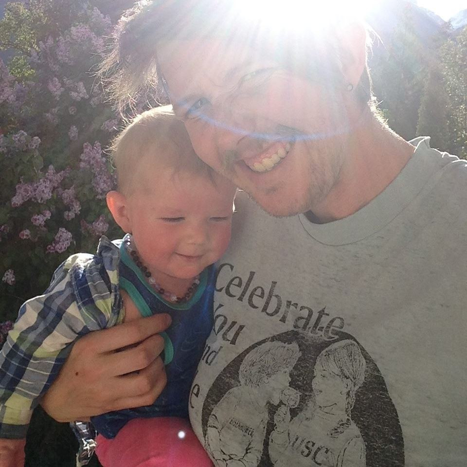 Un parinte din Canada se lupta sa convinga autoritatile sa treaca in dreptul sexului bebelusului sau "necunoscut"