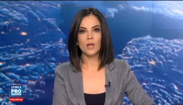 Trei soferi au fost raniti in urma unui accident dintre o duba si doua camioane. Doua dintre victime au ramas incarcerate