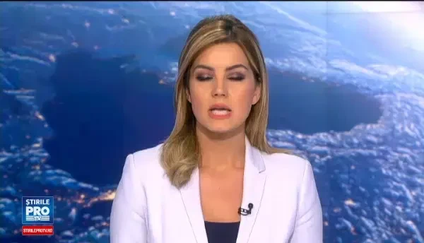 O familie cu 2 copii, din Prahova, a ramas pe drumuri dupa ce casa a fost distrusa de incendiu. De la ce au pornit flacarile