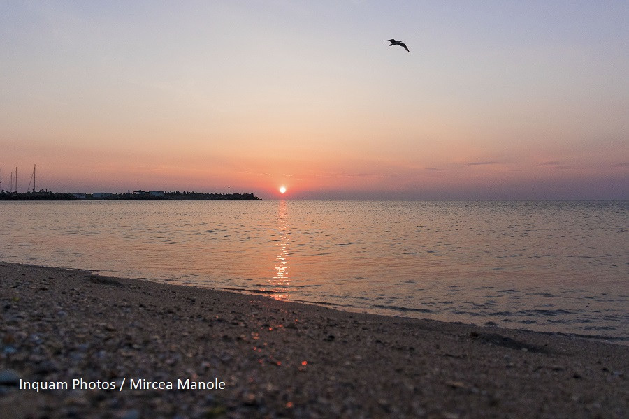 Scapam de ploi, dar nu si de vantul puternic. De miercuri revine soarele, iar temperaturile cresc simtitor