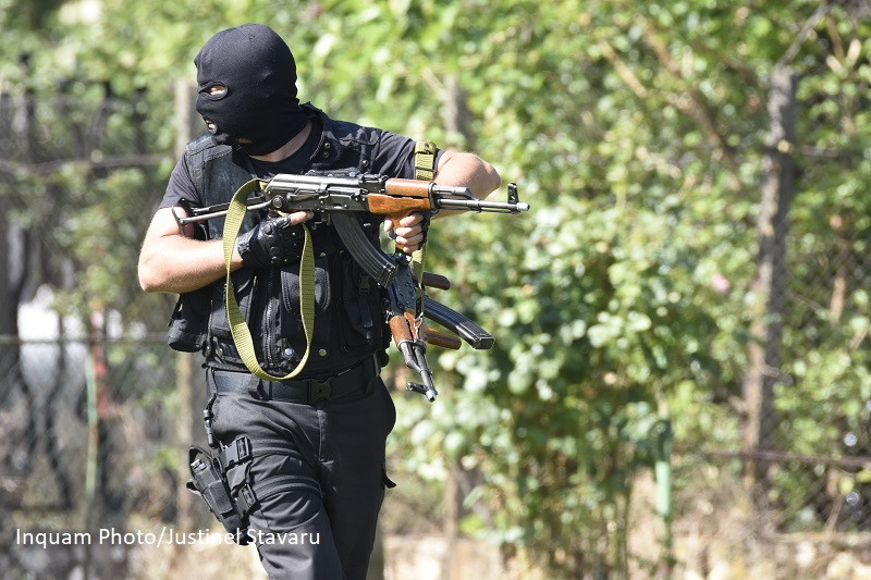 Focuri de arma trase la granita cu Ucraina. Pe cine urmareau politistii de Frontiera