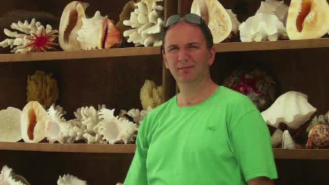 Profesorul de matematica din Ploiesti, prins in flagrant ca lua mita, a fost condamnat la 3 ani de inchisoare cu suspendare