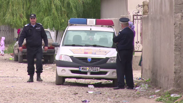 Fete de 13 si 17 ani, din Giurgiu, batute cu biciul si lantul si obligate sa se prostitueze. 3 barbati acuzati in acest caz