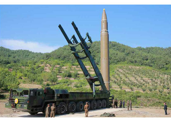 SUA avertizeaza ca ar putea ataca Coreea de Nord, dupa testul balistic: "Ne vom folosi de aceasta forta daca trebuie!"