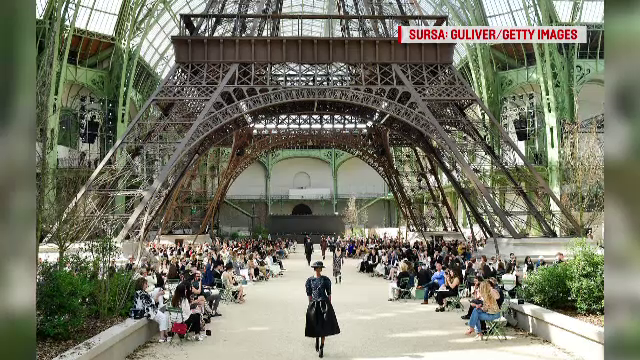 Saptamana Modei de la Paris: Dior a sarbatorit 70 de ani de existenta, iar Channel a realizat o miniatura a Turnului Eiffel