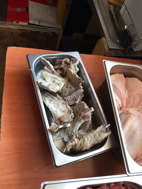 Doua terase de pe plaja Modern din Constanta, inchise de Protectia Consumatorului. Ce s-a descoperit la o alta din centru