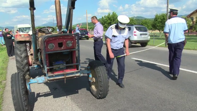 Modul incredibil in care si-a transportat un tata inconstient copilul de 3 ani. Micutul, dus la spital cu elicopterul SMURD