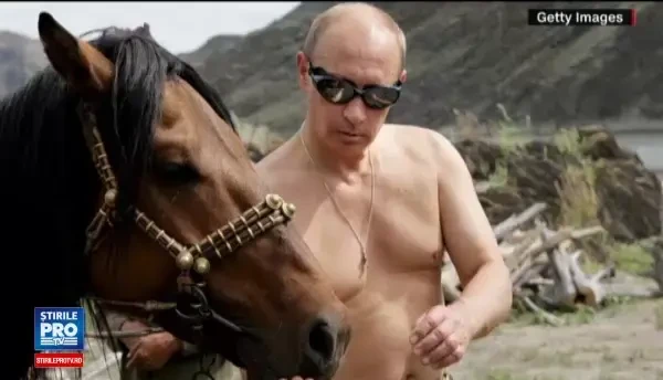 Macron se intrece cu Putin si Trudeau in topul celor mai macho lideri politici. Poate va merge pe Statia Spatiala