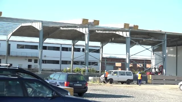 Un barbat din Baia Mare a murit la locul de munca, dupa ce a cazut de pe acoperisul unei hale