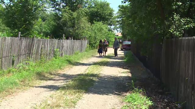 Un barbat din Dambovita s-a sinucis dupa ce i-au murit mama si sora. Ce a lasat in casa inainte de a-si lua viata