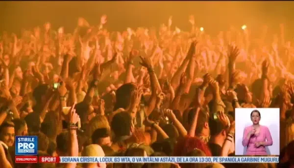 Plaja din Constanta s-a transformat intr-un urias ring de dans. Rita Ora si Tiesto au incantat publicul la Neversea