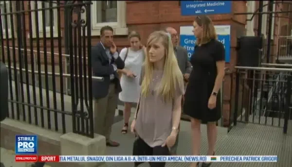 Campania pentru salvarea bebelusului Charlie are succes. Tribunalul ar putea retrage decizia de deconectare de la aparate