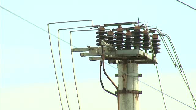 Facturile romanilor la energie si gaze se pot ieftini, daca isi negociaza corect contractul. Cum putem face economii