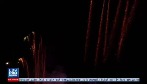 Peste 400 de oameni au manifestat pentru independenta justitiei, in Piata Victoriei. Mesajul pentru DNA