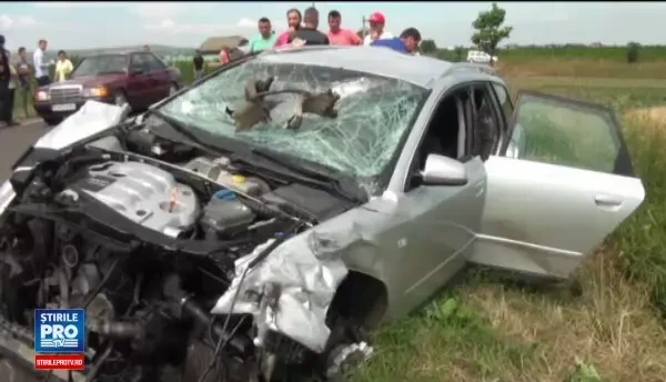 Un tanar a murit, iar fiica sa de trei ani este in coma de gradul patru, in urma unui accident pe DN 2 H, langa Suceava