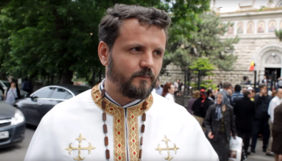 I-au cerut 15.000 de euro unui preot ca sa nu publice imagini compromitatoare. Decizia surprinzatoare a instantei