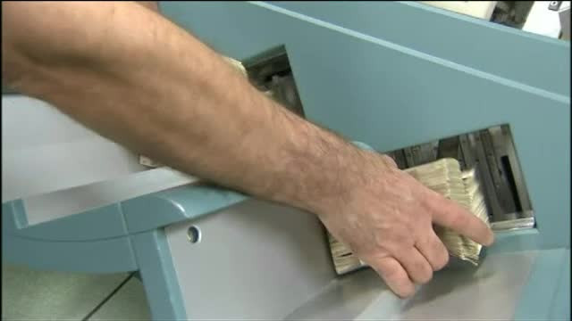 Guvernul s-a razgandit in privinta impozitului pe cifra de afaceri a firmelor. Anuntul facut de premier, din Bruxelles