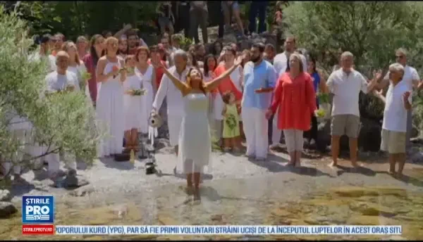Zile de festival in Grecia. Sute de greci pornesc intr-un pelerinaj spre radacinile culturii lor, la poalele Muntelui Olimp