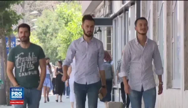 Taxa de solidaritate ramane si va fi platita de zeci de mii de romani. Care ar putea fi categoriile profesionale afectate