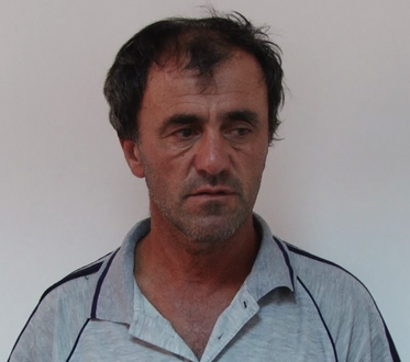 Barbat din Dambovita, arestat dupa ce si-a violat timp de un an fiica in varsta de 14 ani. VIDEO cu declaratia suspectului