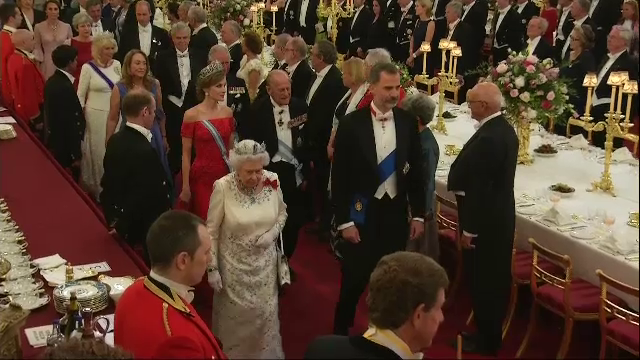 Regele Spaniei, in vizita de trei zile in Marea Britanie. Din toamnna, printul Philip va renunta la indatoririle publice