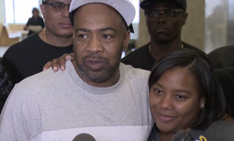 Un american a fost eliberat dupa ce a stat 21 de ani in inchisoare. Cum a fost condamnat nevinovat