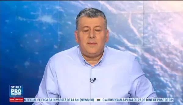 Masina de lux, avariata de o masina de la salubritate in Bucuresti. Un angajat baut nu a acordat prioritate