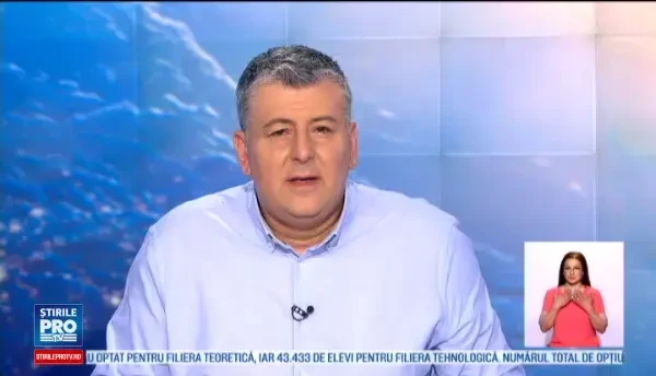 Momente emotionante in Sri Lanka. Un elefant este prins de curentii oceanului, dar este salvat in ultima clipa de marinari