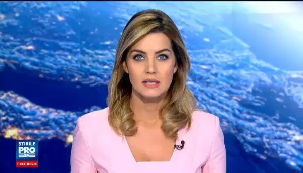 O mama in varsta de 24 de ani, retinuta pentru ca a facut videochat. Gestul care i-a socat pe procurori