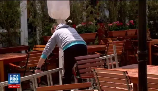 Guvernul vrea sa stranga mai multi bani din taxarea contractelor part-time. Avertismentul oamenilor de afaceri