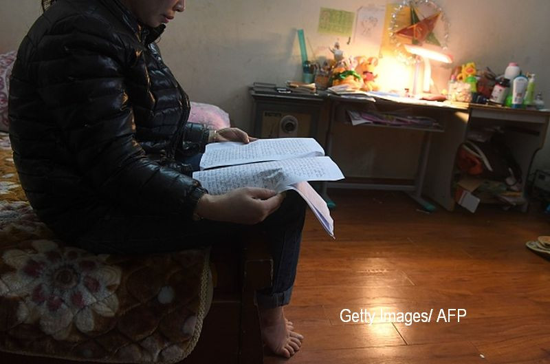 O tanara de 19 ani a fost rapita, violata de mai multi barbati si tinuta intr-o cusca pentru caini. Cum a reusit sa evadeze