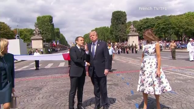 Donald Trump, cucerit de Emmanuel Macron si Brigitte dupa vizita din Franta. "Aveti un presedinte minunat"