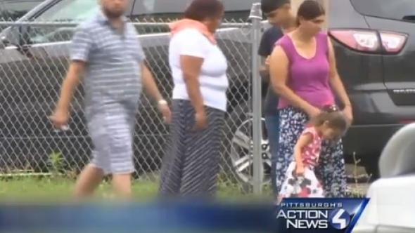 40 de romi din Romania au cerut azil in California. Americanii se plang ca omoara gaini si isi fac nevoile in public