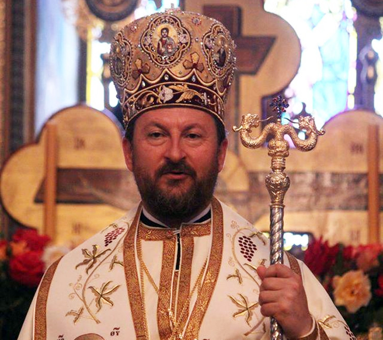Inregistrarea obscena cu episcopul Husilor va fi vizionata de Mitropolie abia luni. "Nu pot face asta inainte de Liturghie"
