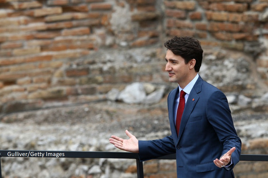 Moment emotionant pentru premierul canadian. Justin Trudeau s-a intalnit cu bebelusul sirian botezat cu numele sau