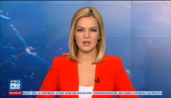 O ploaie de cateva minute a inundat strazile din Tulcea. Apa a ajuns pana la geamurile masinilor