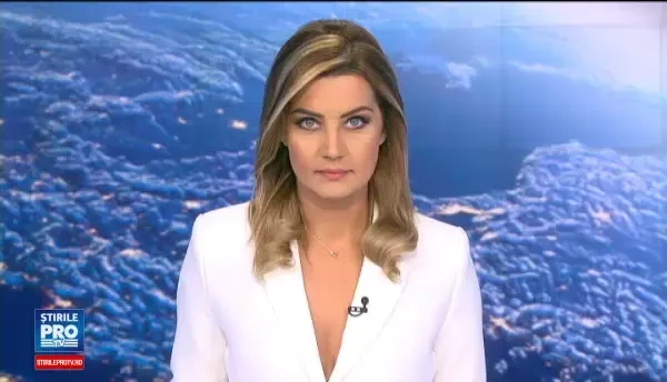 Alerta la Busteni, dupa ce un urs a fost lovit de o masina si a fugit in padure. Avertismentul dat pentru turisti