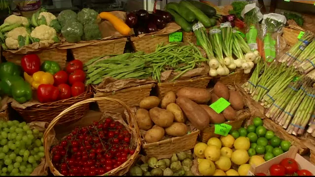 Dieta despre care nutritionistii cred ca prelungeste viata. Ce alimente sunt permise in regimul care ne poate feri de dementa