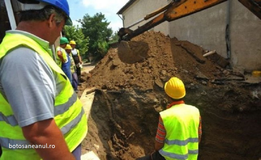 O echipa de muncitori din Dorohoi a dat peste un proiectil neexplodat, in timp ce sapau la tevile de apa. Ce au facut apoi