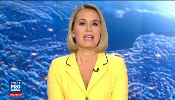 Charlize Theron a facut senzatie la premiera noului ei film, Atomic Blonde. Cum a aparut imbracata pe covorul rosu