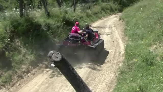 Un cioban a sunat la 112 si a anuntat ca fost sfasiat de un urs. Ce au gasit salvatorii dupa 5 ore de cautari