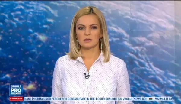 Momentul in care un camion explodeaza pe autostrada in China dupa ce a acrosat un alt autovehicul. VIDEO