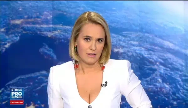 Emmanuel Macron vrea un portret cu 5 cm mai mare. Dorinta presedintelui atrage cheltuieli in plus de 3 milioane de euro