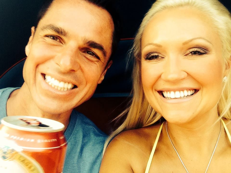 O britanica, mama a 2 copii, a trecut prin momente de groaza, dupa ce s-a declansat alarma in avionul in care se afla. VIDEO