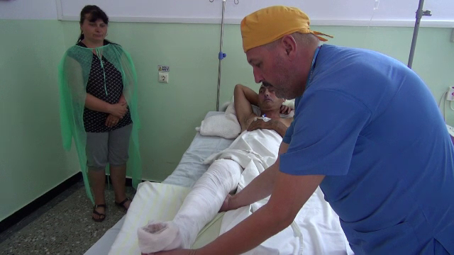 O reuniune de familie s-a transformat intr-un razboi intre rude. Un barbat a fost atacat cu un topor de cumnatul sau