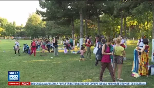 Avantajele si dezavantajele marsupiilor pentru copii. 40.000 de parinti din Romania au adoptat acest trend