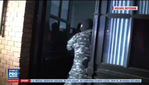 Un agent de politie a fost ucis de un pasager pe peronul Garii Suceava. E posibil sa aiba fobie fata de politisti