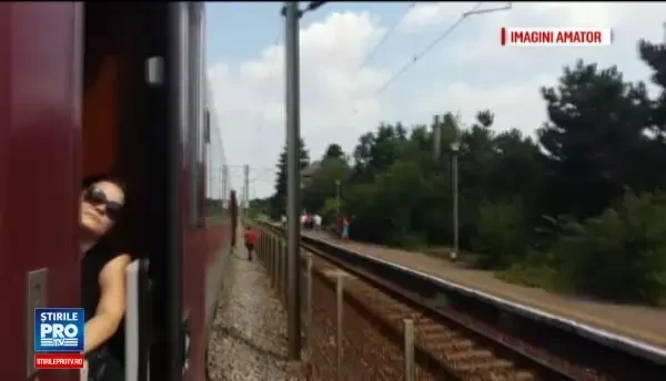 500 de calatori au trait un adevarat cosmar in drumul spre mare, din cauza unei defectiuni la locomotiva.Reactia CFR Calatori