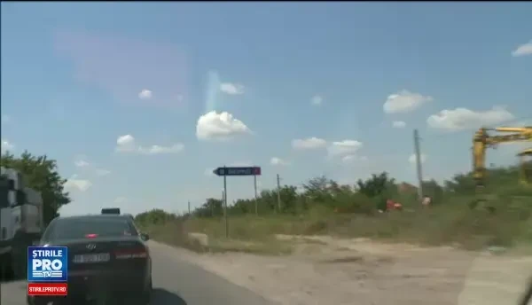 Vile de zeci de mii de euro, dar cu toaletele inca in curte. Zonele din Romania care asteapta conectarea la canalizare